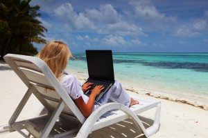 sun-beach-working-uvrays