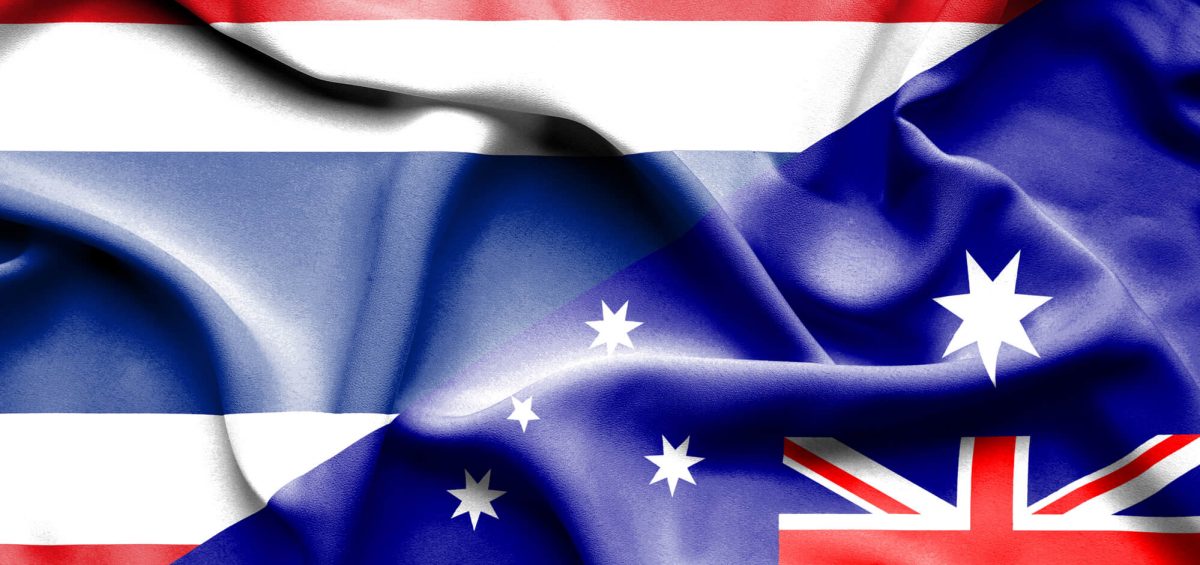 Thailand-Australia-flag-waiving